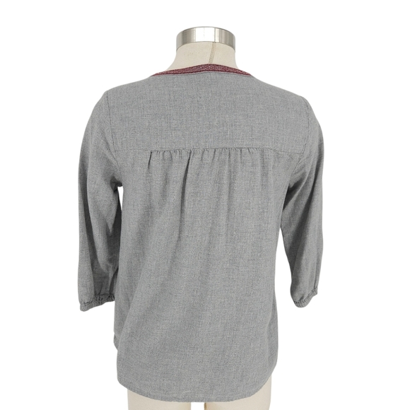 Old Navy Peasant Top Gray Embroidered 3/4 Sleeve V Neck Boho Shirt XS - Picture 4 of 8